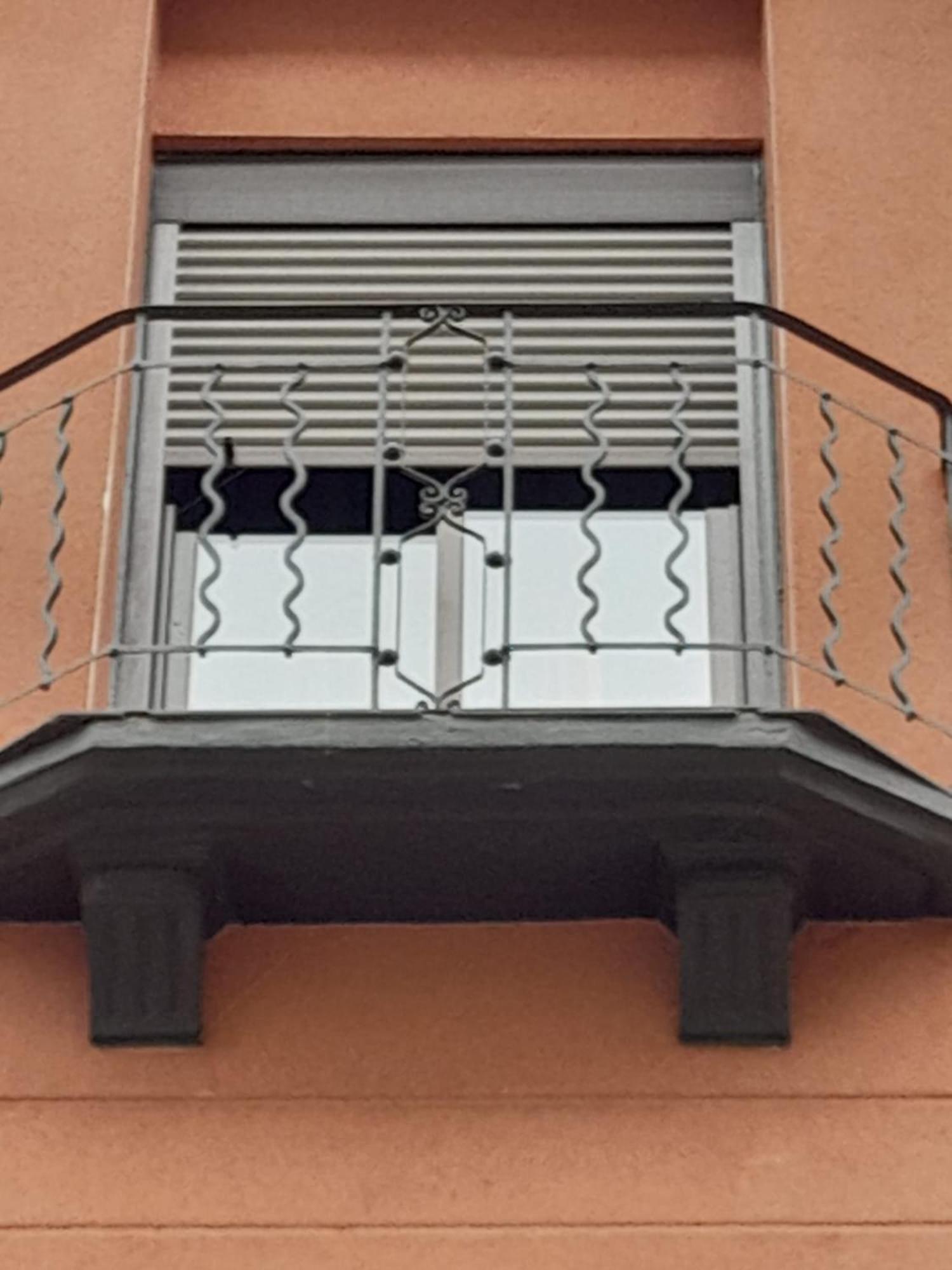 Habitaciones Familiares Con Bano Privado Lf - Sin Ascensor Zaragoza Buitenkant foto